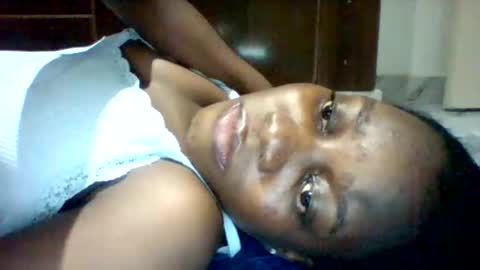 Snapshot of zainxxxx chatting on April 2026 07:06:01 PM zainxxxx online show from April 2026 07:06:01 PM
