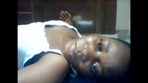 Snapshot of zainxxxx chatting on April 2026 11:21:01 PM zainxxxx online show from April 2026 11:21:01 PM