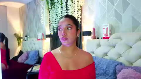 Snapshot of zaira_bonny chatting on July 2026 04:44:01 PM Zaira Bonny online show from July 2026 04:44:01 PM