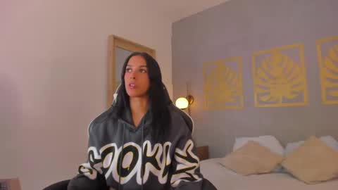 Z A K I A online show from February 2026 02:07:02 AM