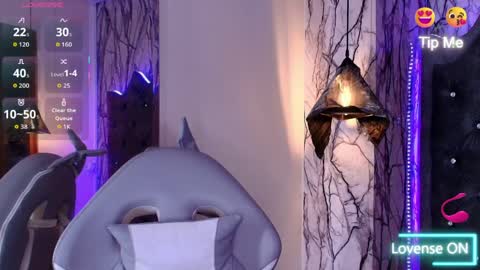   online show from April 2026 06:08:02 PM