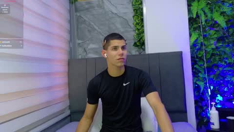 Snapshot of zamirscott chatting on April 2026 12:38:02 PM Zamir online show from April 2026 12:38:02 PM