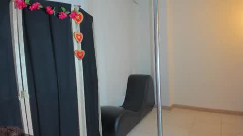 zammyrossee online show from February 2026 01:47:02 AM