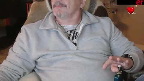 zander007 online show from November 2025 03:33:01 PM