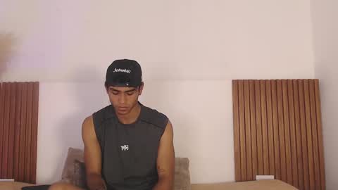 Zander online show from March 2025 05:17:02 PM