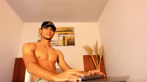 Snapshot of zander_2120 chatting on August 2026 01:27:01 PM Zander online show from August 2026 01:27:01 PM