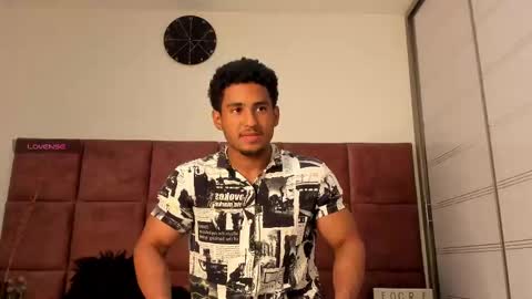 Snapshot of zane_lux chatting on February 2025 12:03:02 PM Zane Lux online show from February 2025 12:03:02 PM