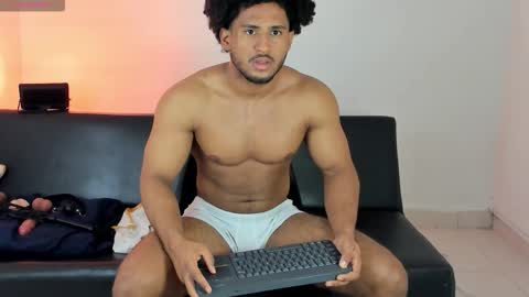 Zane Lux online show from March 2026 12:32:01 PM