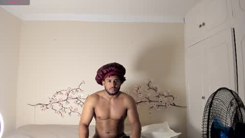 Snapshot of zane_lux chatting on July 2026 10:54:02 AM Zane Lux online show from July 2026 10:54:02 AM