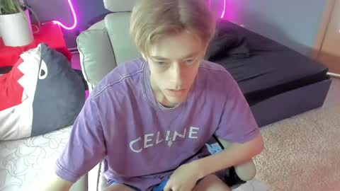 Kel online show from April 2026 04:17:01 AM