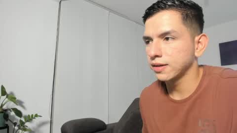 Snapshot of zanedawson_ chatting on June 2026 01:40:01 AM Zane Dawson online show from June 2026 01:40:01 AM