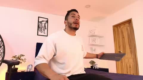 zanemaverick online show from October 2025 12:23:02 PM