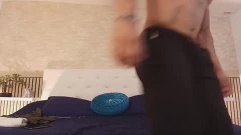 zanemaverick online show from October 2025 12:22:01 AM