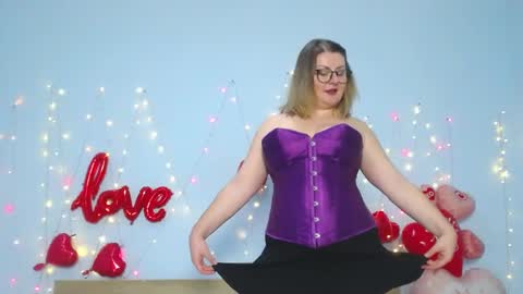 zannadreil online show from February 2025 05:44:02 AM