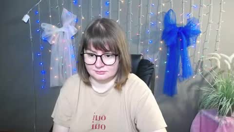 zannadreil online show from November 2025 06:51:01 PM