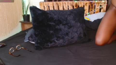 nicky online show from January 2025 11:45:02 AM