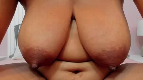 Snapshot of zara_lopez chatting on December 2024 07:32:01 PM zara lopez online show from December 2024 07:32:01 PM