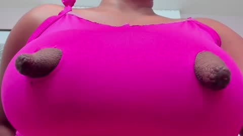 Snapshot of zara_lopez chatting on February 2025 10:53:02 PM zara lopez online show from February 2025 10:53:02 PM