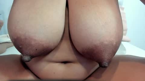 Snapshot of zara_lopez chatting on May 2026 07:21:01 PM zara lopez online show from May 2026 07:21:01 PM
