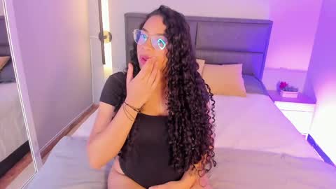 Zara Rose online show from May 2026 12:32:01 PM