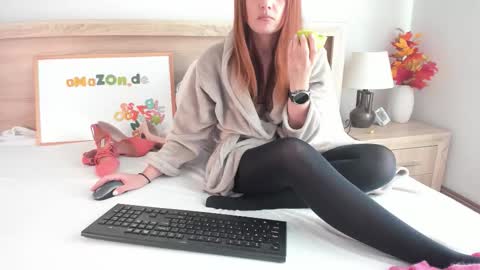 Agnes online show from November 2025 07:52:02 AM