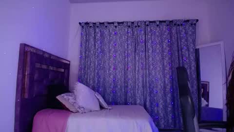 Snapshot of zaracollinx chatting on April 2026 08:06:01 AM Zara online show from April 2026 08:06:01 AM