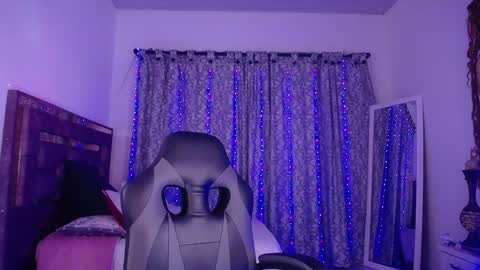 Snapshot of zaracollinx chatting on April 2026 05:25:01 AM Zara online show from April 2026 05:25:01 AM