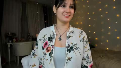 Vina Rini online show from January 2025 08:04:01 PM