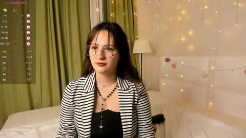 Vina Rini online show from February 2025 05:12:01 PM