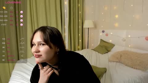 Vina Rini online show from February 2025 02:05:01 PM