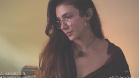 Miss Lynch   Next show  2911 online show from October 2025 09:16:02 PM