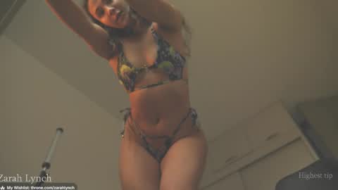 Miss Lynch   Next show  2911 online show from April 2026 09:39:33 PM