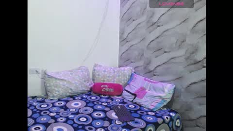 zaraluxx online show from January 2026 02:58:02 AM