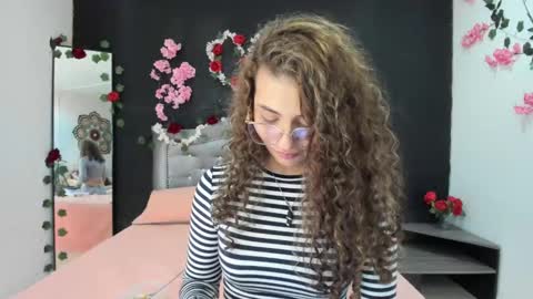 Snapshot of zarathryz_ chatting on March 2025 07:05:02 PM Zarathryz online show from March 2025 07:05:02 PM