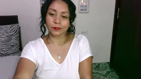 Snapshot of zaray_45bella chatting on March 2025 01:58:02 AM zaray online show from March 2025 01:58:02 AM