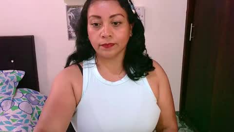 Snapshot of zaray_45bella chatting on October 2025 08:19:01 PM zaray online show from October 2025 08:19:01 PM