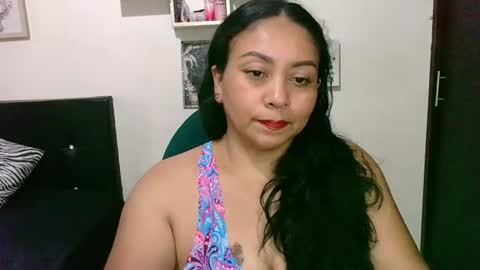 Snapshot of zaray_45bella chatting on July 2026 09:33:02 PM zaray online show from July 2026 09:33:02 PM