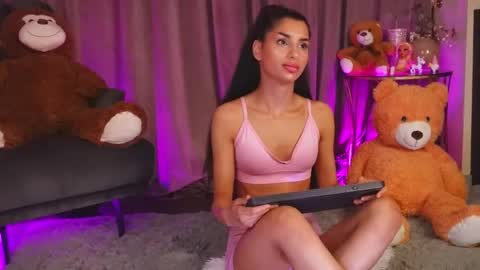 Snapshot of zariaavera chatting on May 2026 01:13:01 AM zariaavera online show from May 2026 01:13:01 AM