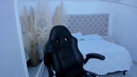 Snapshot of zarinawynne chatting on December 2025 07:40:02 PM Zarina Waynne online show from December 2025 07:40:02 PM