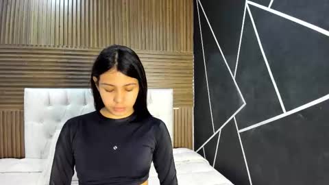 Snapshot of zarinawynne chatting on March 2026 12:49:02 PM Zarina Waynne online show from March 2026 12:49:02 PM