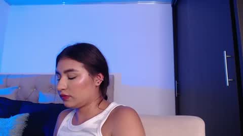 Snapshot of zayda23_ chatting on July 2026 01:54:01 AM zayda online show from July 2026 01:54:01 AM