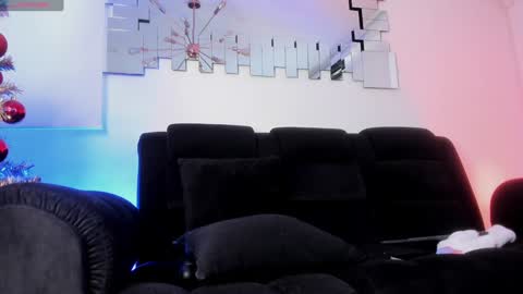  Zayda  online show from December 2024 09:22:02 PM