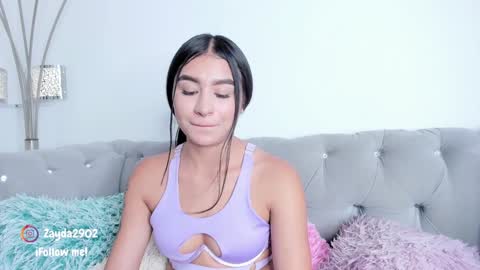  Zayda  online show from January 2025 07:18:01 PM