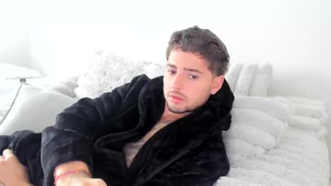 Zay lanez online show from November 2025 06:29:01 PM