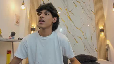 Snapshot of zayn_fox32 chatting on March 2026 09:08:01 PM Zayn online show from March 2026 09:08:01 PM