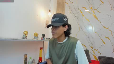 Snapshot of zayn_fox32 chatting on March 2026 07:31:01 PM Zayn online show from March 2026 07:31:01 PM