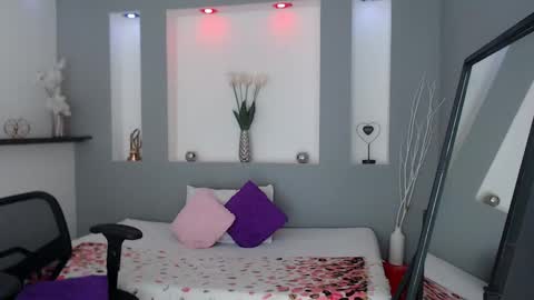 Karolyne online show from February 2025 05:26:02 PM