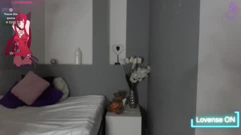 Karolyne online show from November 2025 11:23:02 AM