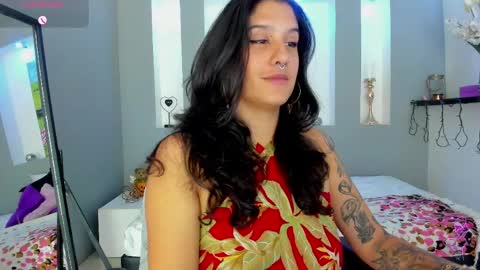 Snapshot of zean_lee chatting on April 2026 03:09:01 PM Karolyne online show from April 2026 03:09:01 PM