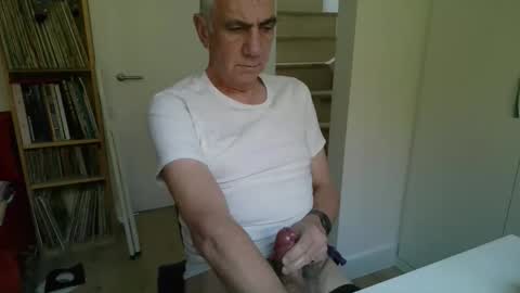 Snapshot of zeep16 chatting on November 2025 09:10:01 AM zeep16 online show from November 2025 09:10:01 AM